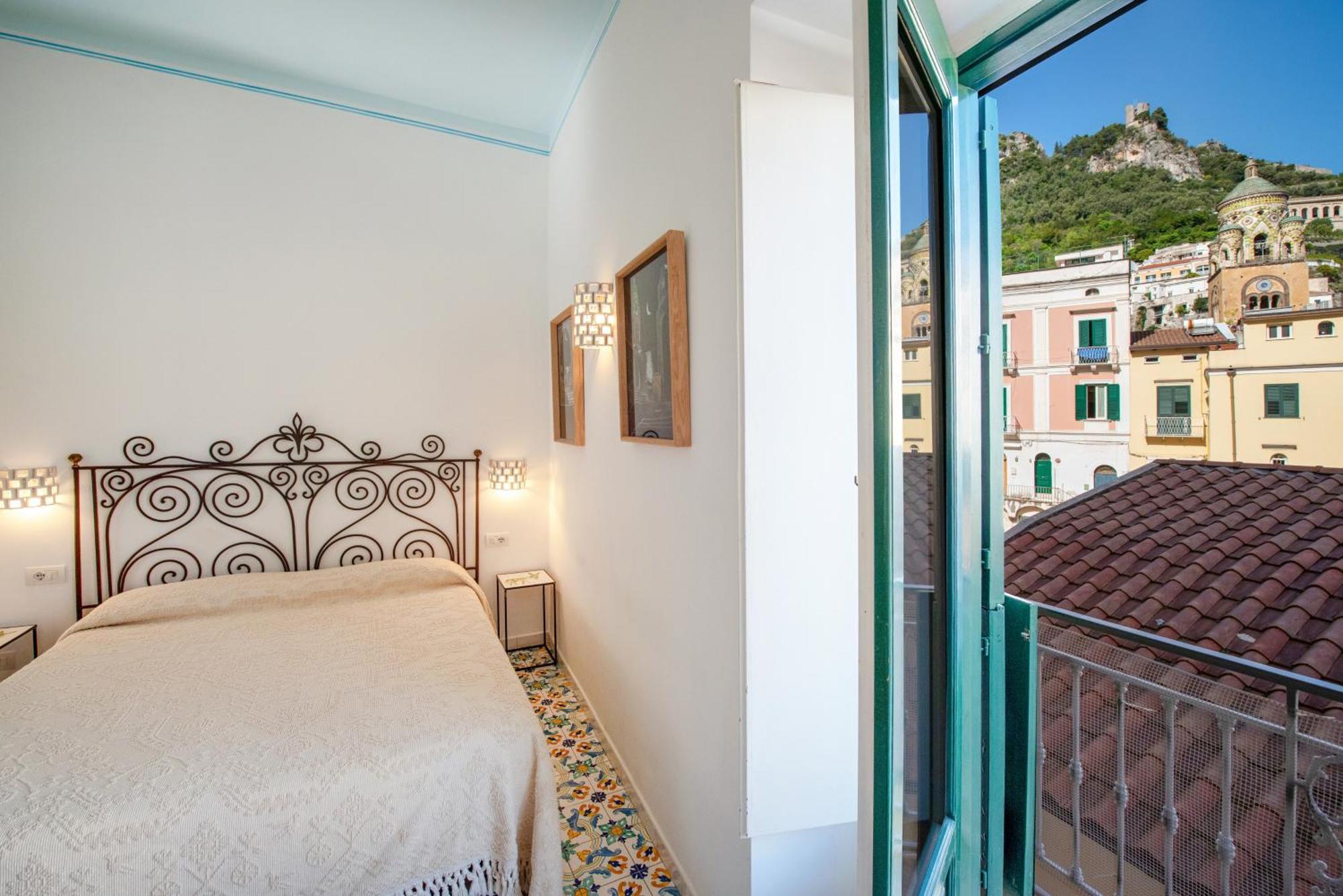 Amalfi Un Po'... Daire Dış mekan fotoğraf