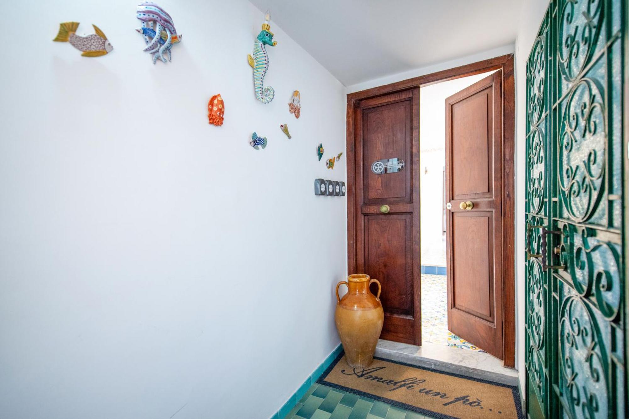 Amalfi Un Po'... Daire Dış mekan fotoğraf